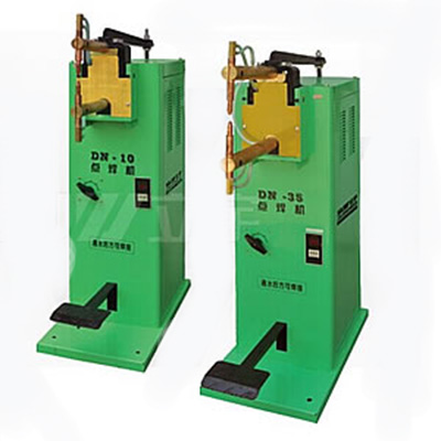 DN腳踏式點(diǎn)焊機(jī)（上海立宇）